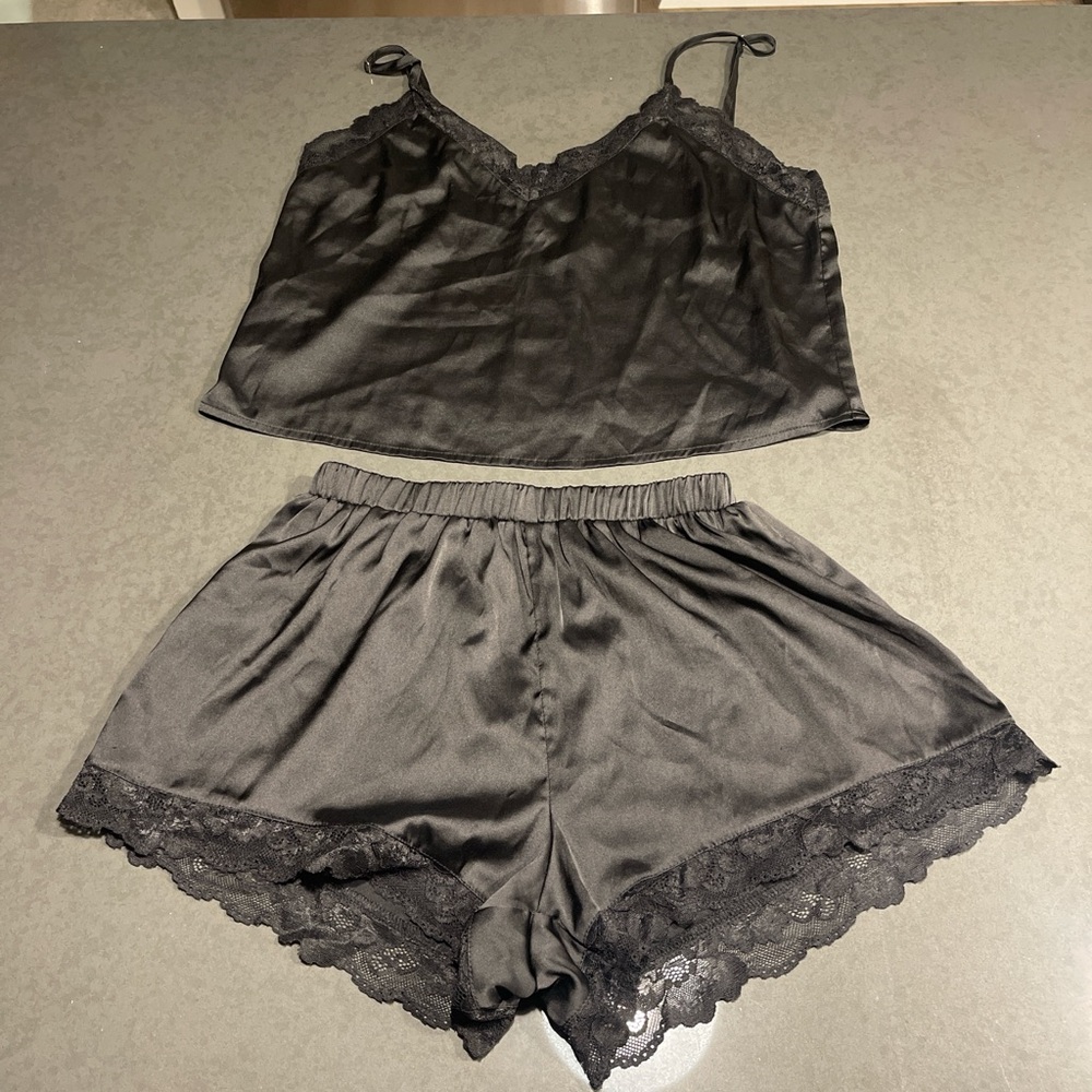 Forever 21 Black Lace Trim Pajama Set